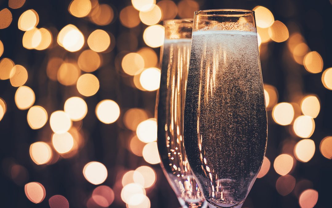 5 Must-Dos For Holiday Weddings