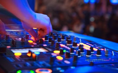 Essential Sound Equipment for Corporate Events